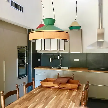 Casa Loris Nyaraló